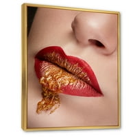 Izbliza usne sa zlatom i crvenim make up uokvirenim fotografskim platnu umjetnički tisak